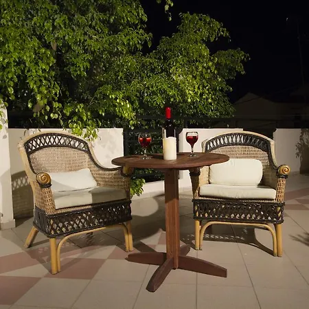 Ξενοδοχείο Mythos- Platanias- -apts 2*