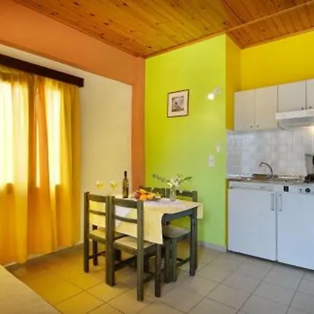 Mythos- Platanias- -apts Ξενοδοχείο Platanés